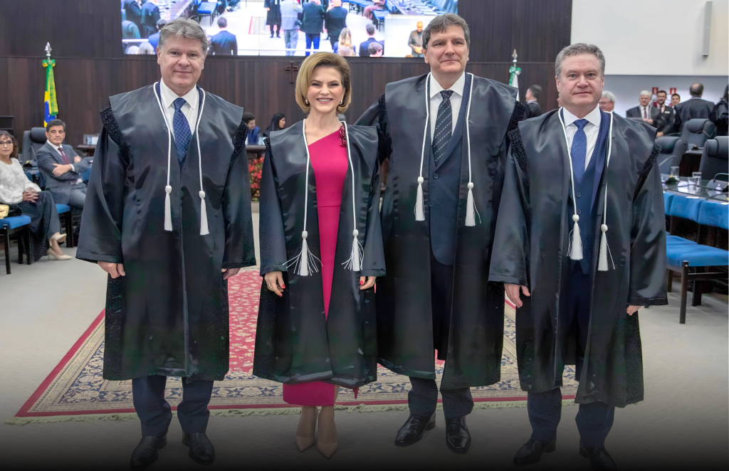 TJPR empossa quatro novos desembargadores